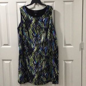 Maggie Barnes sleeveless dress with abstract print. Size 26W